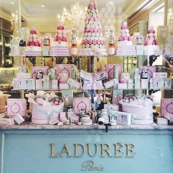 Meet your Posher, Jenn - Picture 10 of 16